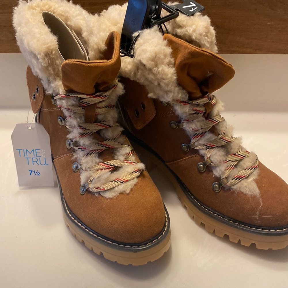 Time and Tru brand new viral combat boots